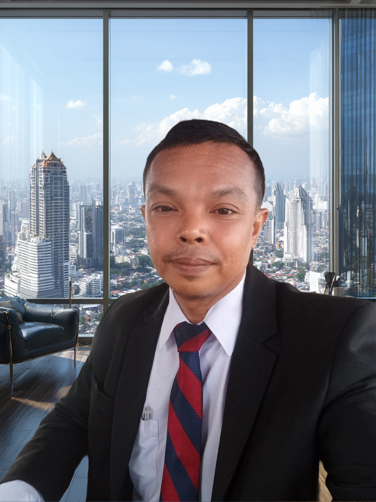 Portrait of Nititus Dasri, Co-Founder and Of Counsel at RayLaw, Bangkok-based international law firm.